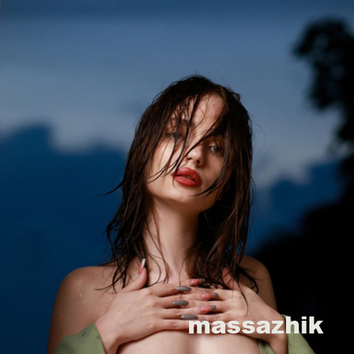 Массажистка Камилла 31718 Массажистка Камилла 31718