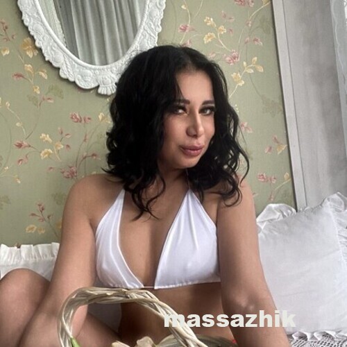Массажистка Александра 31568 Массажистка Александра 31568