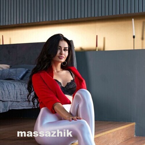Массажистка Карина 31695 Массажистка Карина 31695