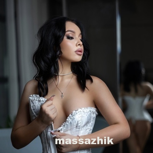 Массажистка Эмилия 29141 Массажистка Эмилия 29141