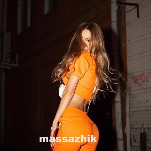 Массажистка Зарина 33017